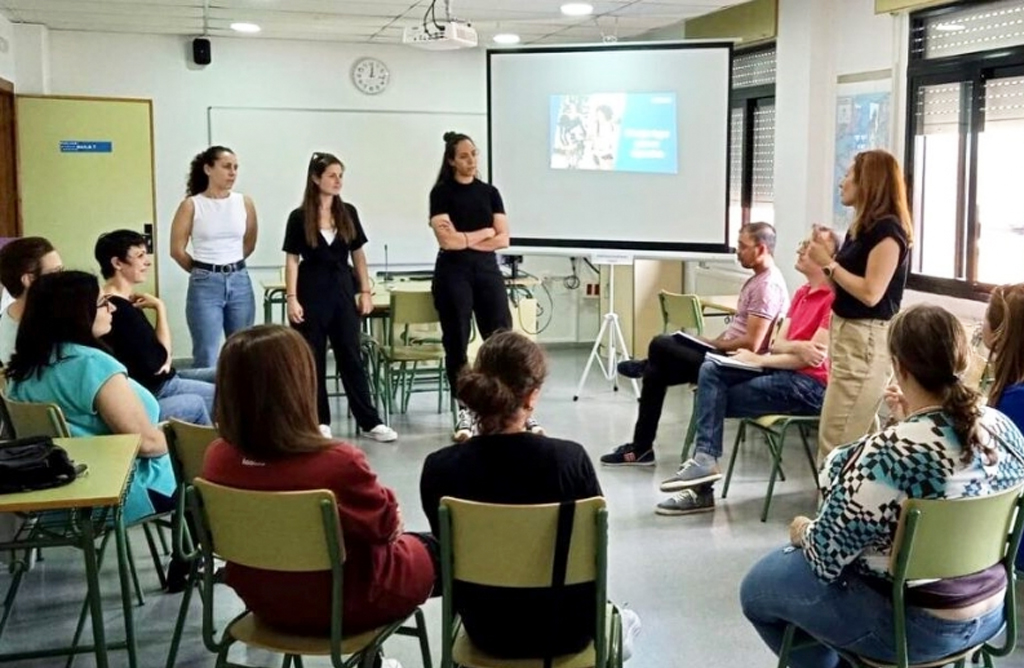 Empleo abre un grupo del programa